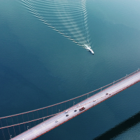 Yangtze River Bridge of Zhongxian County spans the big river silently, revoking nostalgic memories of Chongqing and carrying collective aspirations for a bright future. Photo by Zhao Jun/Visual Chongqing