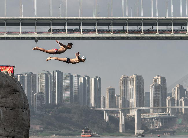 Visual Chongqing | Diving
