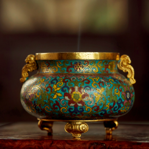 Audible | Enamels—Gold Thread Woven around the Patterns, Rosy Clouds Painted on it