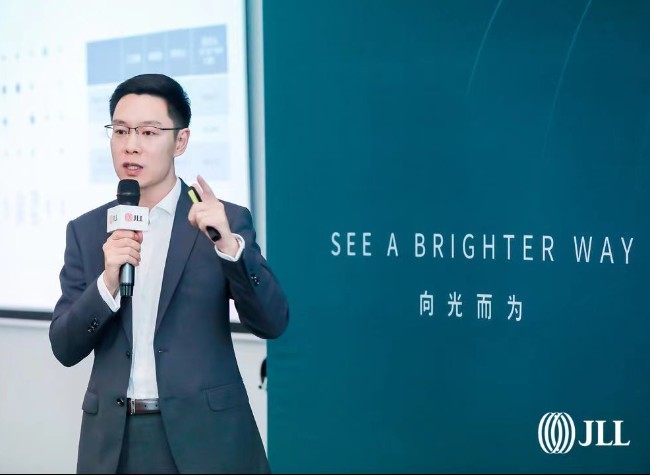 Quality Commercial Complex Highlights Chongqing's International Consumption Power | Insights