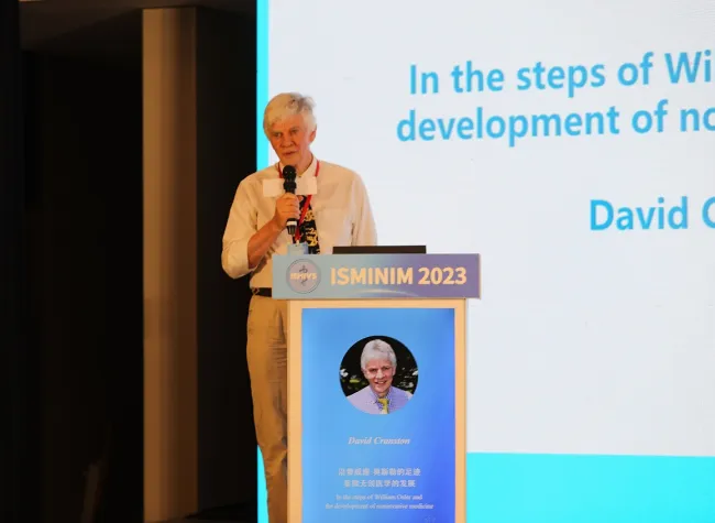Prominent Experts Discuss the Development of Minimally and Non-invasive Medicine