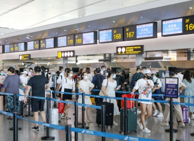 Chongqing Witnessed Record Air Passenger Numbers Amidst Summer Rush