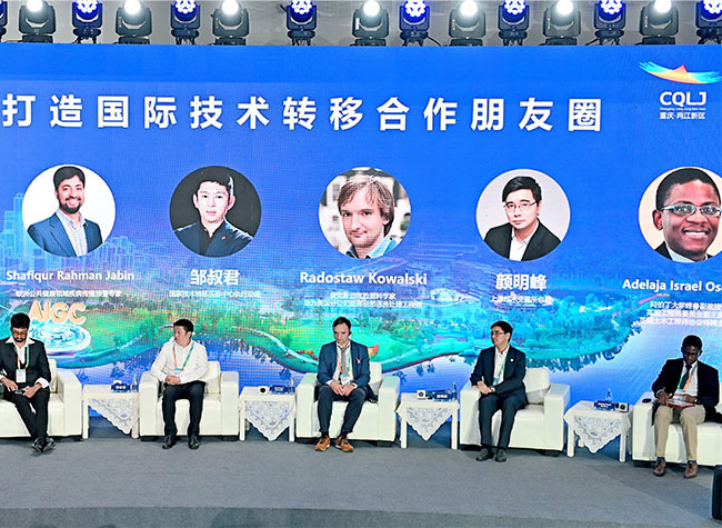 Technology Transfer Bridging the Innovative Research and Commercial Market丨Insights