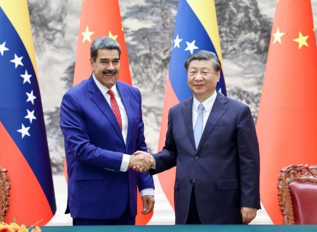 Xi, Maduro Announce Elevation of China-Venezuela Ties