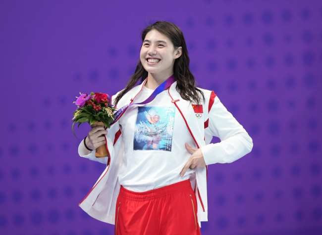 Day 1 Roundup: Chinese Rowers Win Hangzhou Asiad 1st Gold, Swimmers Sweep 7 Titles