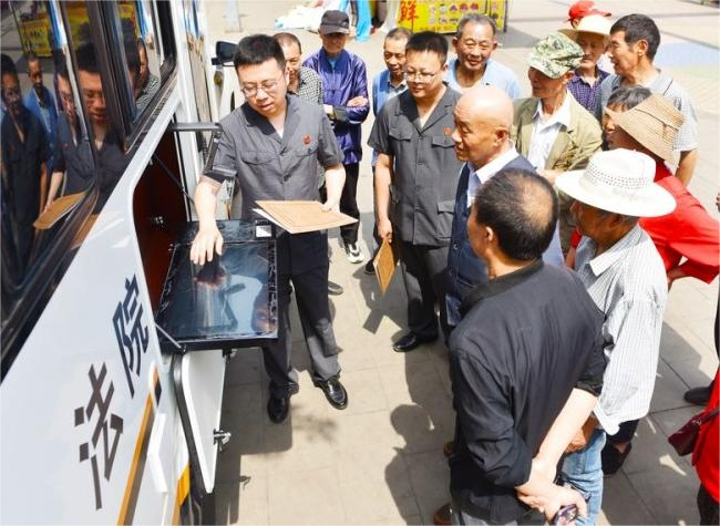 China's Mobile Courts Serve People in Mountainous Areas
