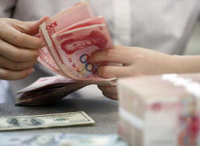 Consumer Lending Drives Personal Loan Growth at China's Listed Banks in First Half