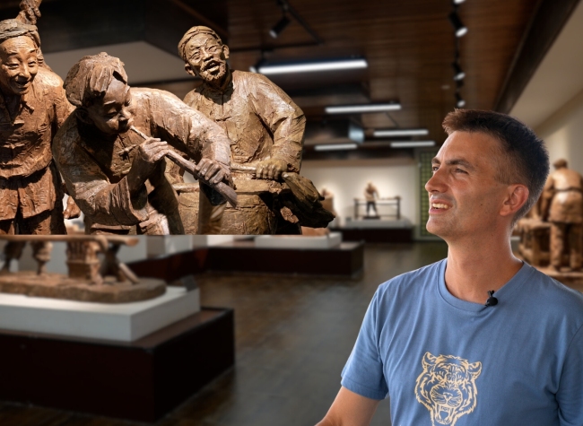 Enjoying Aesthetics of Leisure Life at Doorstep in Chinese City Park | Vlog