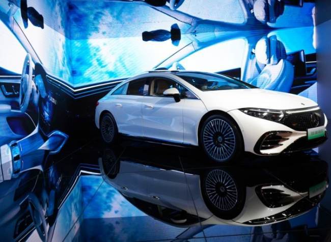 German Minister Speaks Out Against EU's Possible Protective Tariffs on Chinese EVs