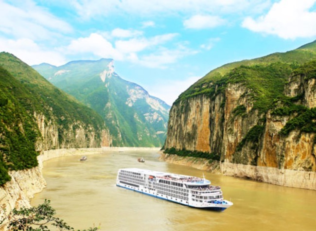 Chongqing's Cruise Economy Booms as Tourism Reaches Historical High