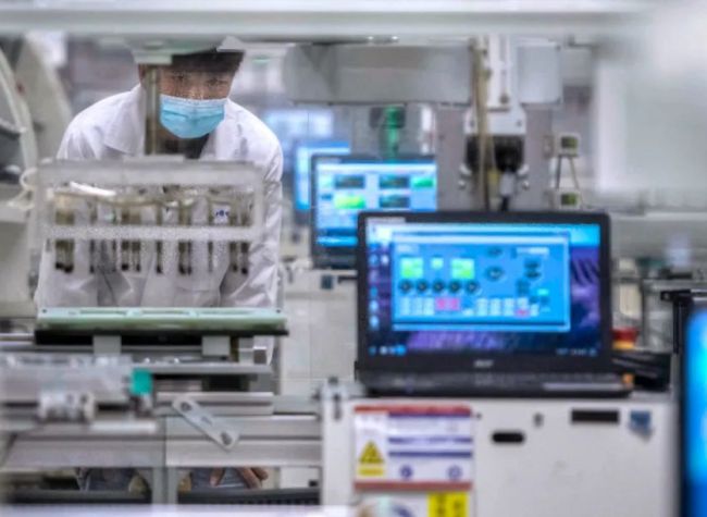 Chongqing's Electronic Industry Aiming to Achieve Trillion-Yuan Level
