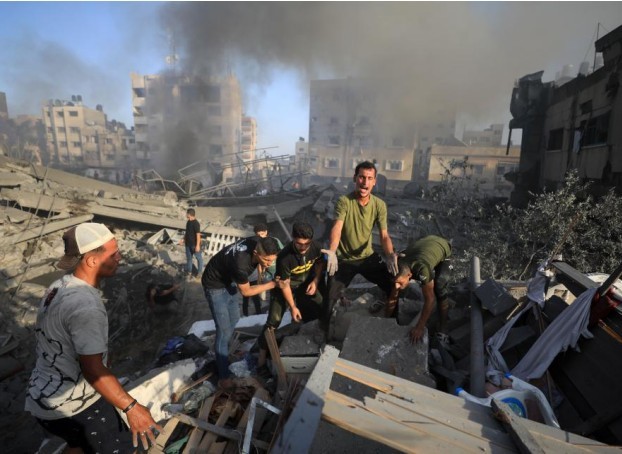 Israeli Tanks Raid Northern Gaza Strip, Arab States Urge Cease-Fire