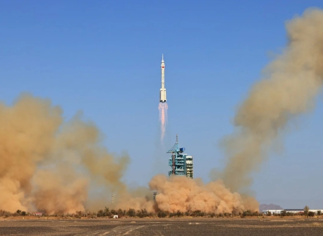 SCFAI Student's Emblem Design Soars into Space with Shenzhou XVII