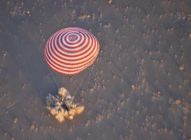 Shenzhou-16 Astronauts in Good Health Condition after Touching Down on Earth