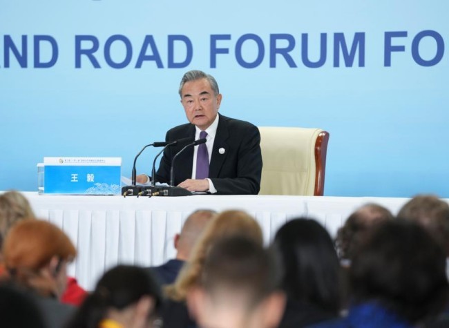 Chinese FM Hails Fruitful Results of 3rd BRF