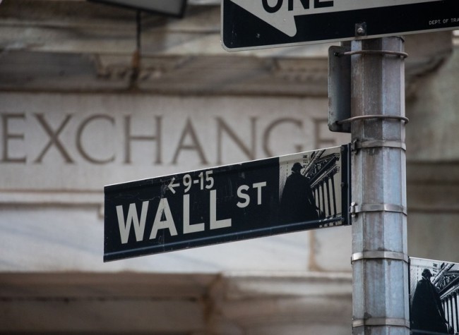 Wall Street, Global Financial Institutions Upgrade China's 2023 Economic Forecasts
