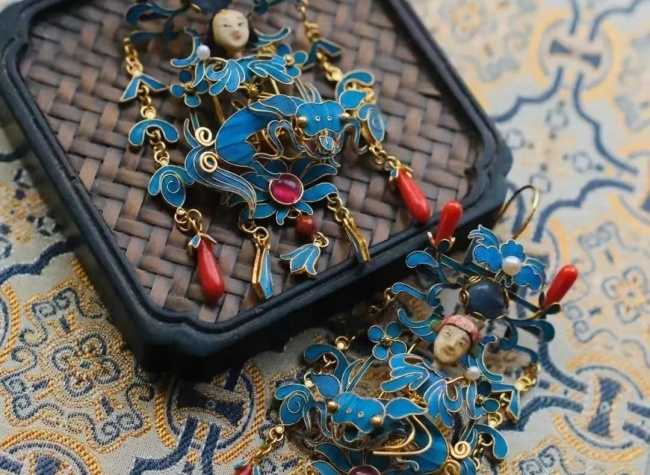 Audible | A Living Fossil of Jewelry Craft - Filigree Inlay