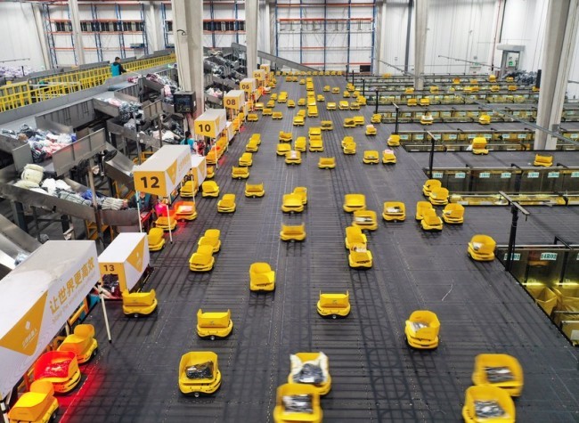 Improved Logistics Spur Global Market in 'Double 11' Shopping Festival