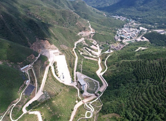 China Plays Leading Role in Advancing Human Development