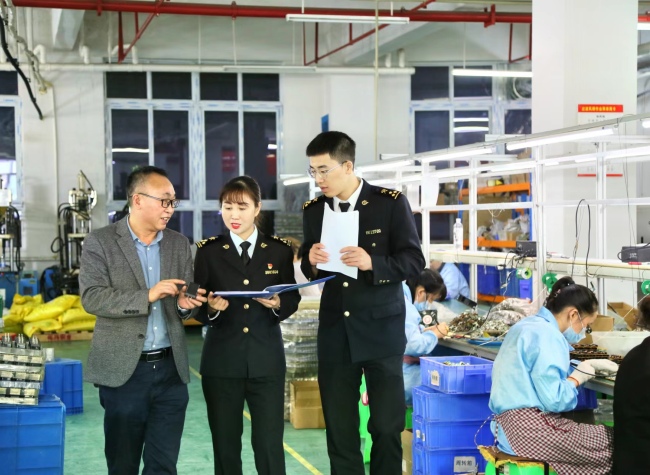 Chongqing Leads in Western China with 100 AEO-Certified Companies