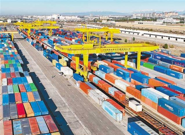 BRI Spurs Chongqing and Xinjiang to Forge Trade Route Partnership