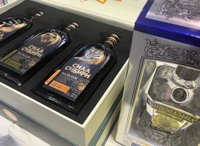 Belarusian Splendors Shine at Chongqing International Cultural Industry Expo