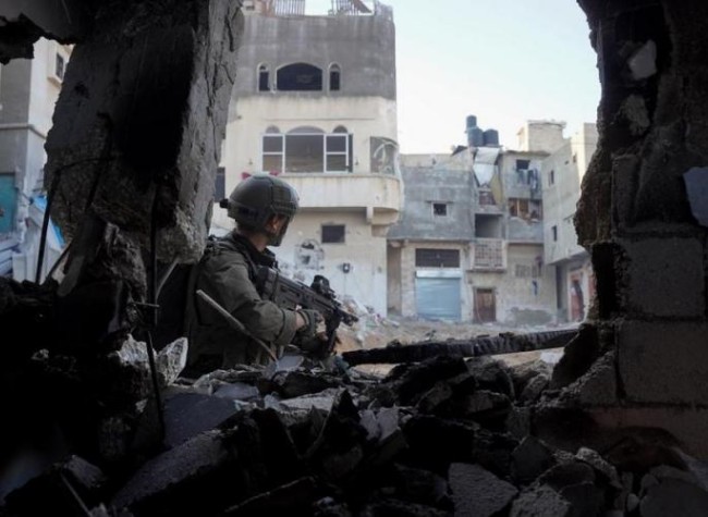 Israel Expands Ground Offensive in Central Gaza, UN Warns of 'Catastrophic' Humanitarian Crisis