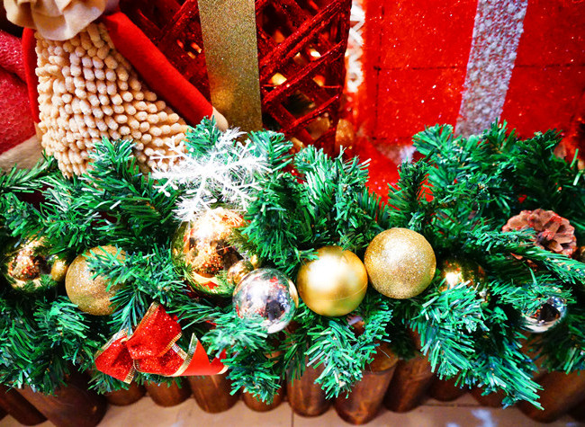 Chaotianmen Market: Authentic Social Bonds and Culture Diversity Celebration