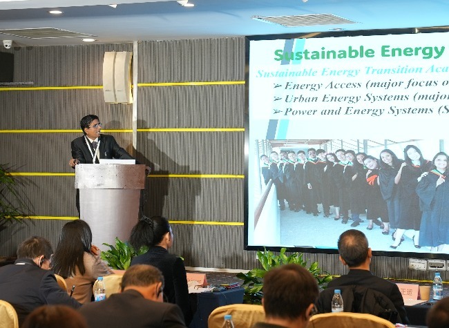 Chongqing's Mountainous Green Energy Experience Draws International Experts