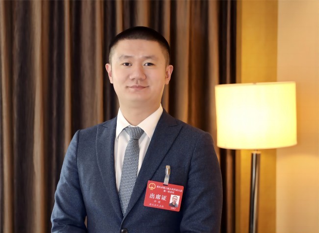 Promoting 'De-familization' and Capital Market Intervention for Sustainable Business Growth | Deputy