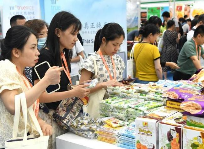 China Aims to Clinch More Free Trade Agreements, Vowing Increased Openness