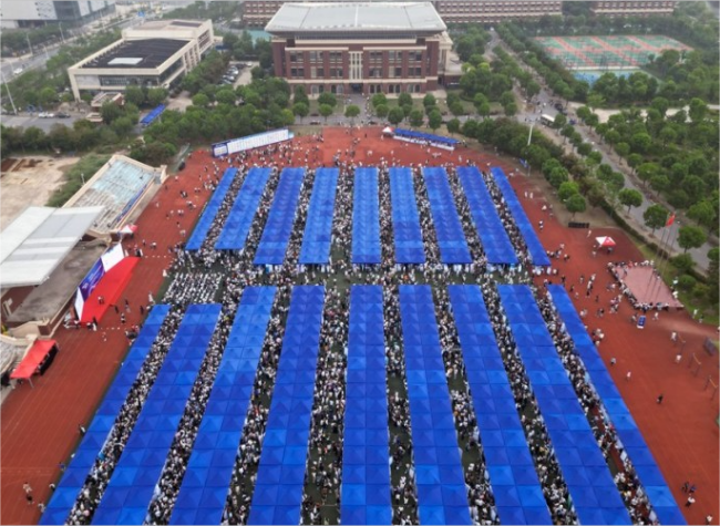 China Supports Flexible, Informal Employment Through Better Public Services