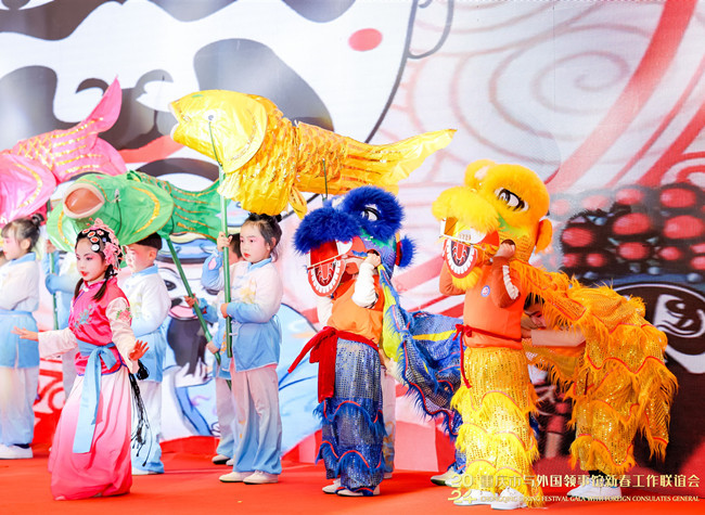 The 2024 Chongqing Spring Festival Gala: Cultural Harmony and International Collaboration