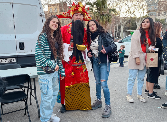 Global Celebrations Usher in Chinese New Year with Diverse Festivities | Photo Story
