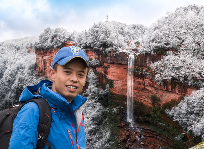 Going Extra Mile Distinguishes Chongqing Photographer | Story