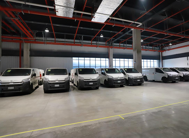 Chongqing's Bonded Zone Welcomes First Parallel-Imported Cars from the Port of Kuwait