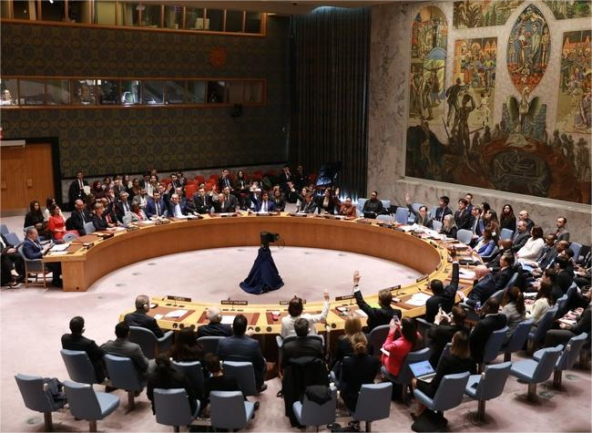 UN Security Council Adopts Resolution Demanding Cease-Fire in Gaza for Ramadan