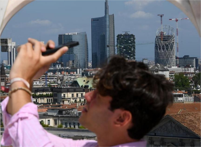 China's Chongqing Launches Direct Flight Route to Milan