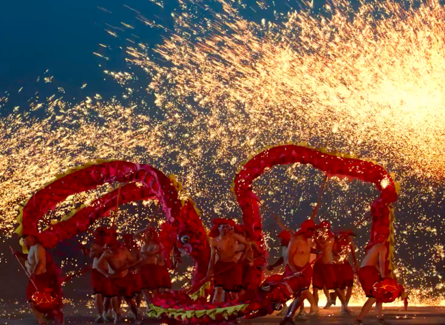 Golden Tongliang Dragon Soars from Chongqing to London: Celebrating Chinese New Year in the UK