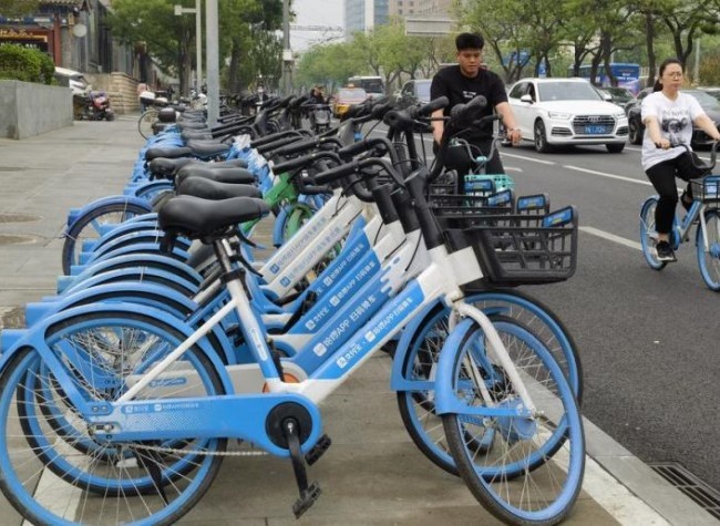 Low-Carbon Lifestyle Gains Popularity Among Young Chinese