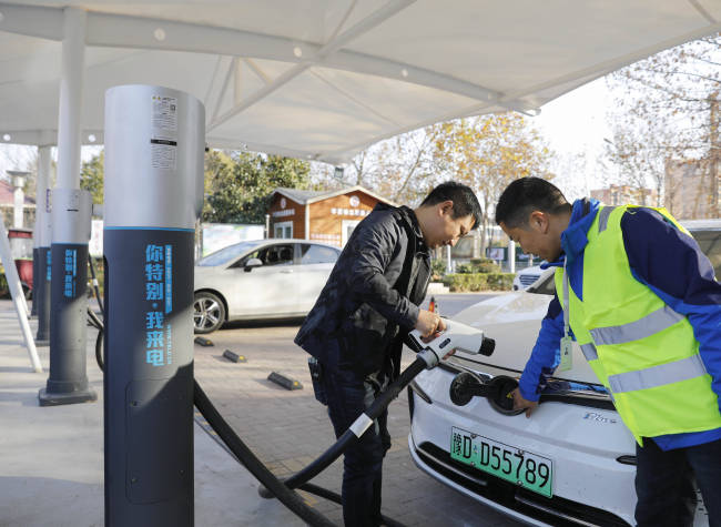 Chongqing's Advanced Supercharging Station Introduces High-Power Charging Units