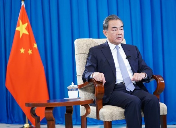 Chinese, Iranian FMs Hold Phone Talks on Israel-Iran Tensions