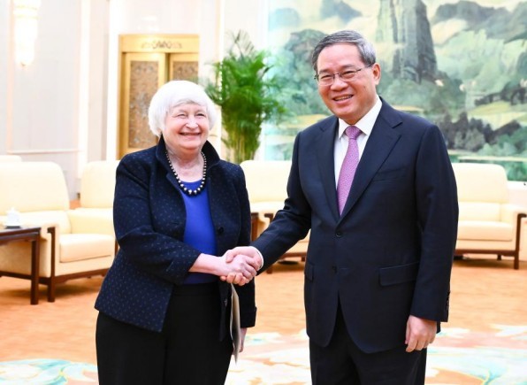 Chinese Premier Meets U.S. Treasury Secretary