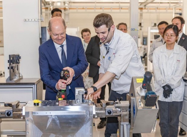 German Chancellor Hails Germany-China Hydrogen Technology Cooperation