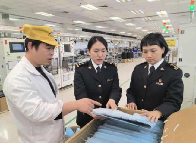 Enterprise Exempt from Financial Guarantees for Import and Export, Streamlines Customs