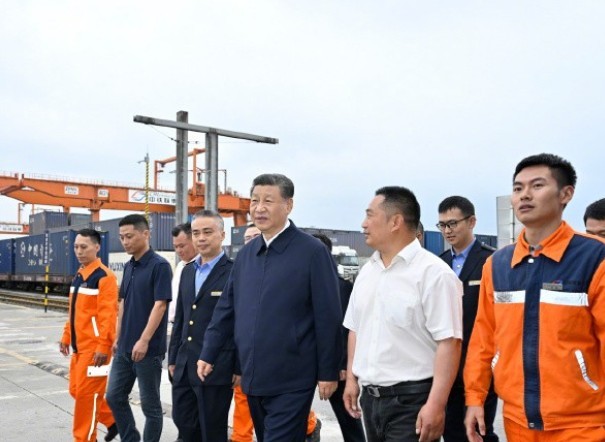 Xi Calls on Chongqing to Write Its Chapter in Chinese Modernization
