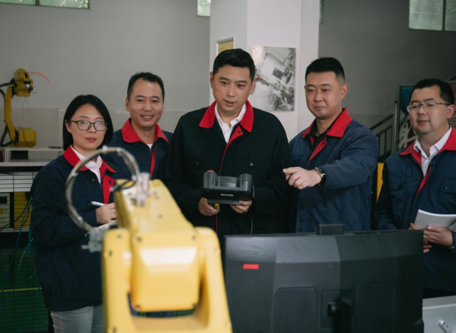 Industrial Robot Operations in Global Competitions to Boost Digital Capabilities