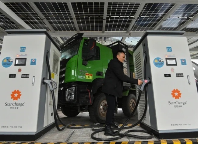 Chongqing Plans 170 Supercharging Stations Across Expressway Network by 2025