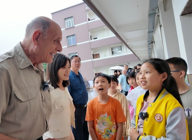 Michael Crook's Journey to Rediscover His Mother's Legacy in Xinglong Chang | Story