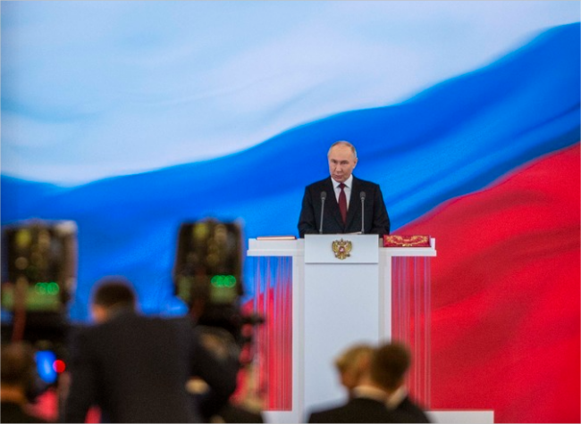 Putin Says Russia Bound to Achieve Goals in Development